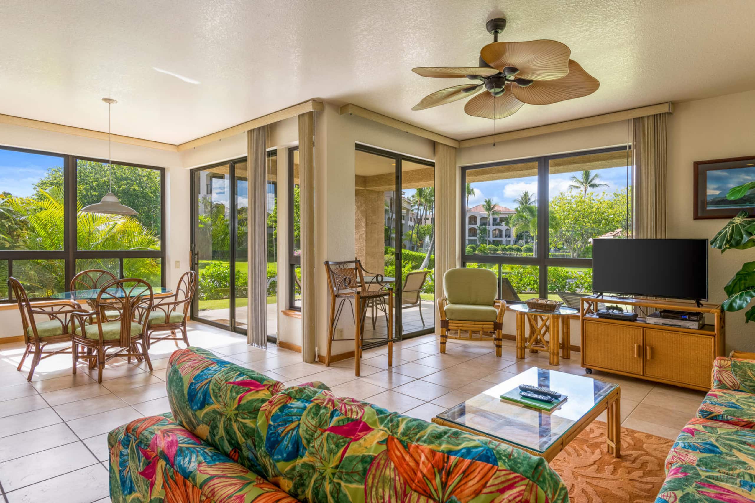 Ground Floor Oasis With Pool & Hot Tub - Main photo