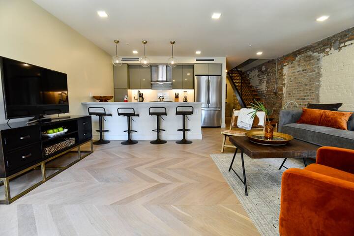 MySouthernComfort “The Gabrielle” Large 3 bedroom gallery image 2