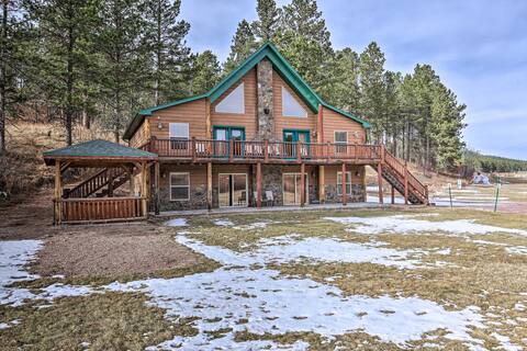 Cabin w/ On-Site Trails - 15 Miles to Mt Rushmore!