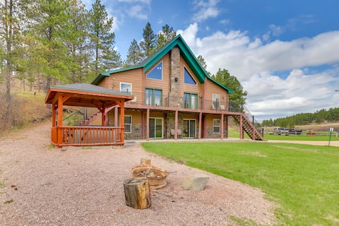 Cabin w/ On-Site Trails - 15 Miles to Mt Rushmore!