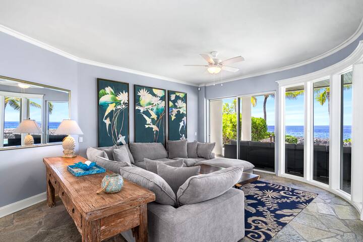 Kona Blue: Beachfront w/ Private Pool, AC & Views gallery image 3