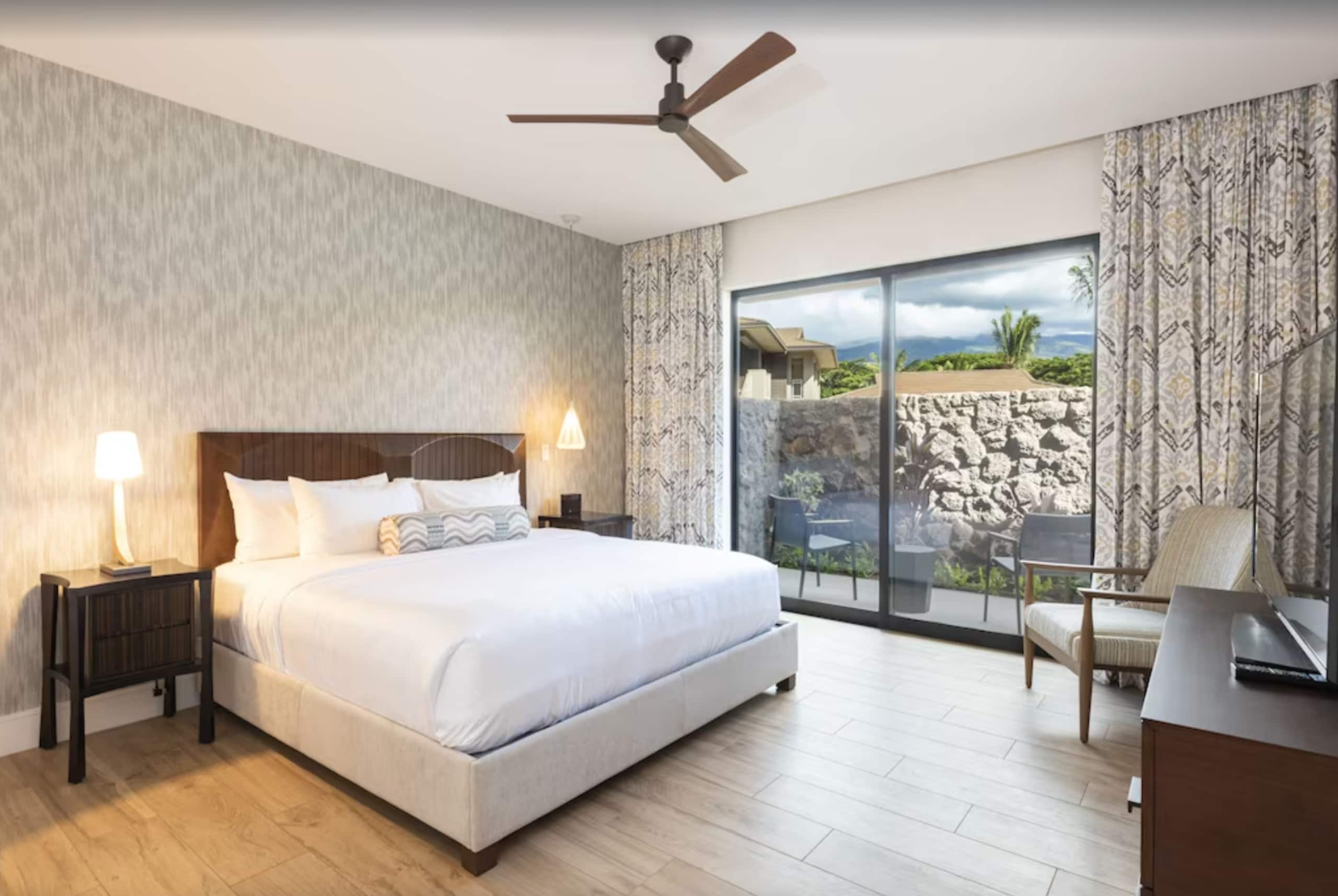 Villa in Lahaina · ★4.93 · 3 bedrooms · 4 beds · 3 baths - Image 12