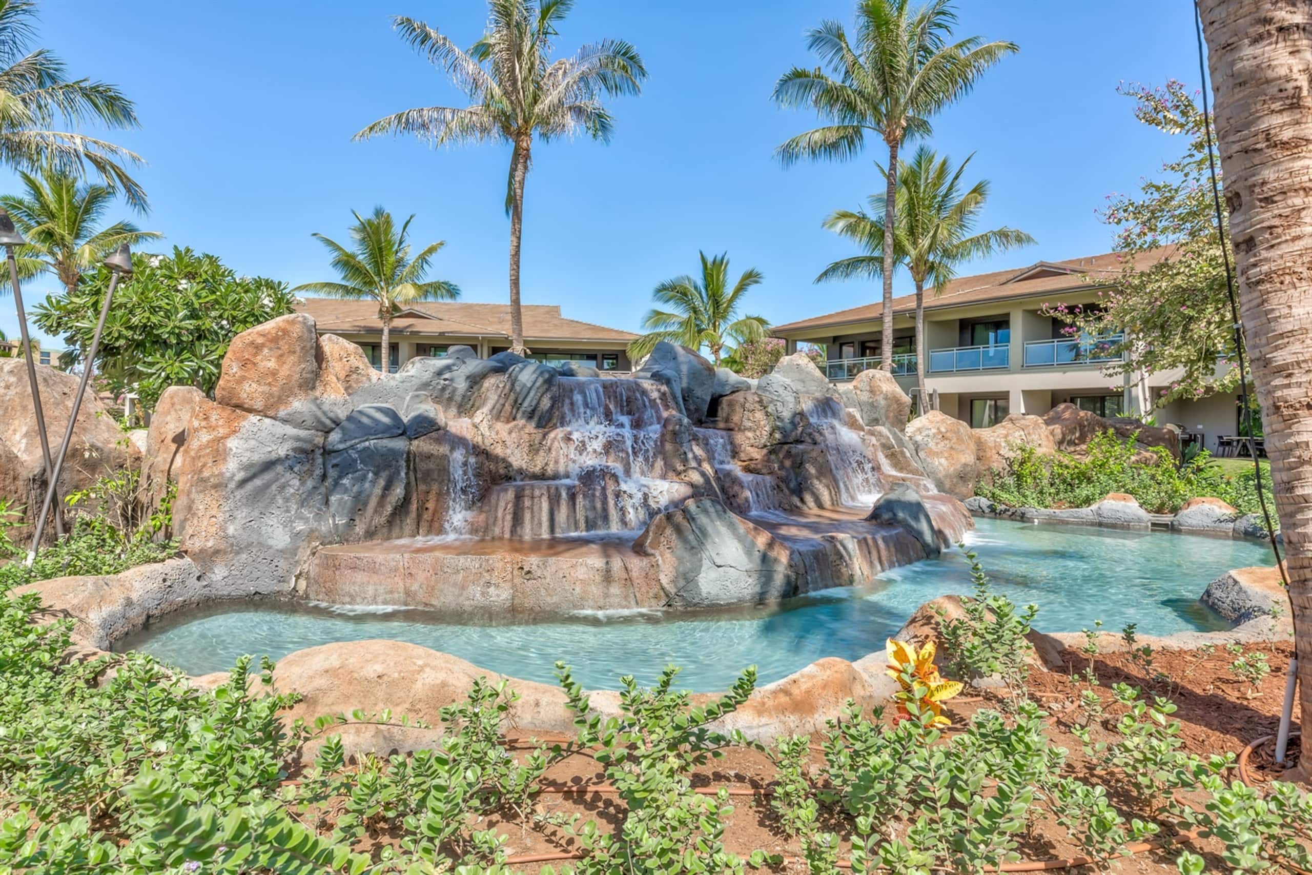 Villa in Lahaina · ★4.93 · 3 bedrooms · 4 beds · 3 baths - Image 2