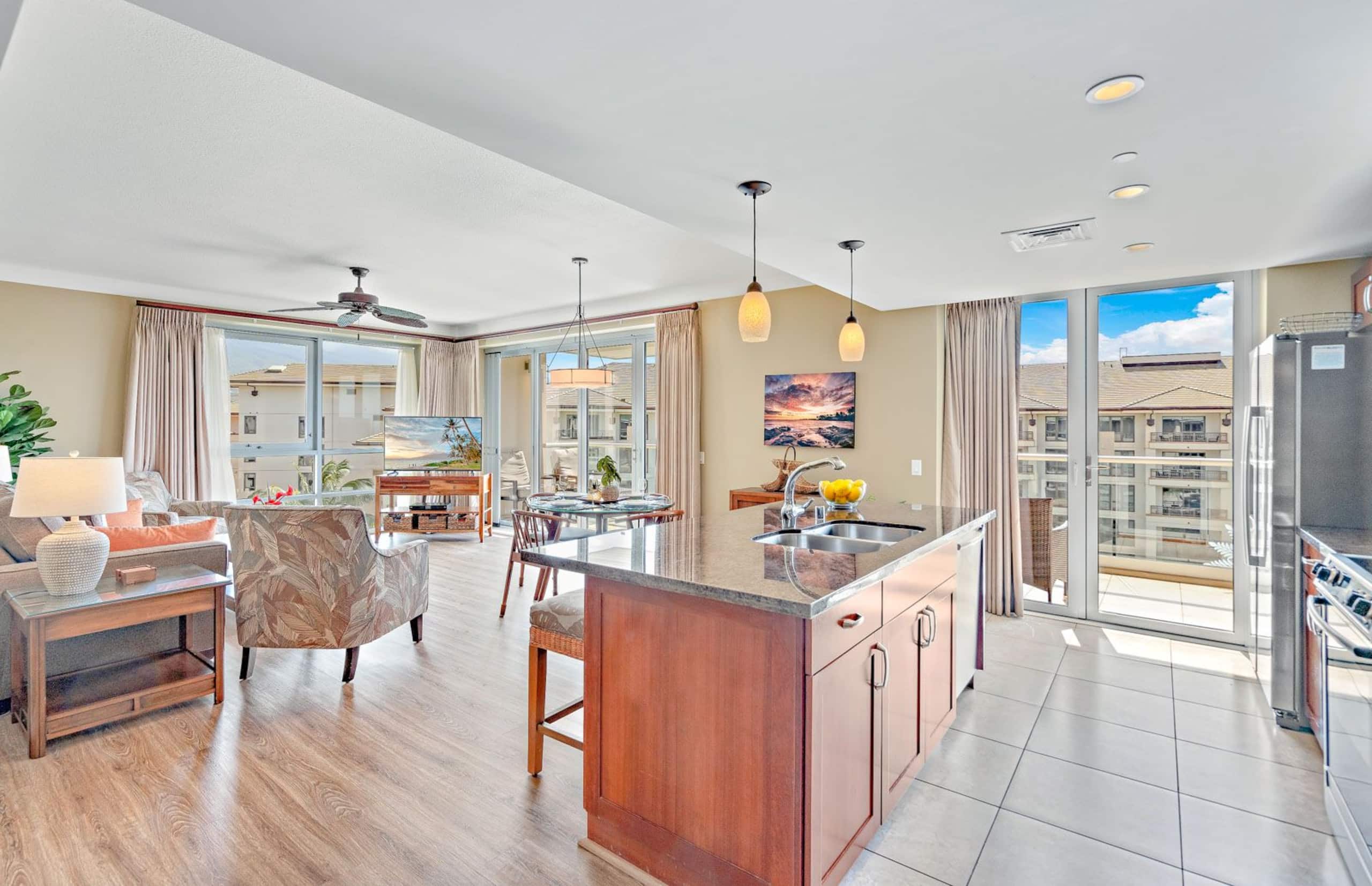 Condo in Lahaina · ★4.95 · 2 bedrooms · 3 beds · 2 baths - Image 5