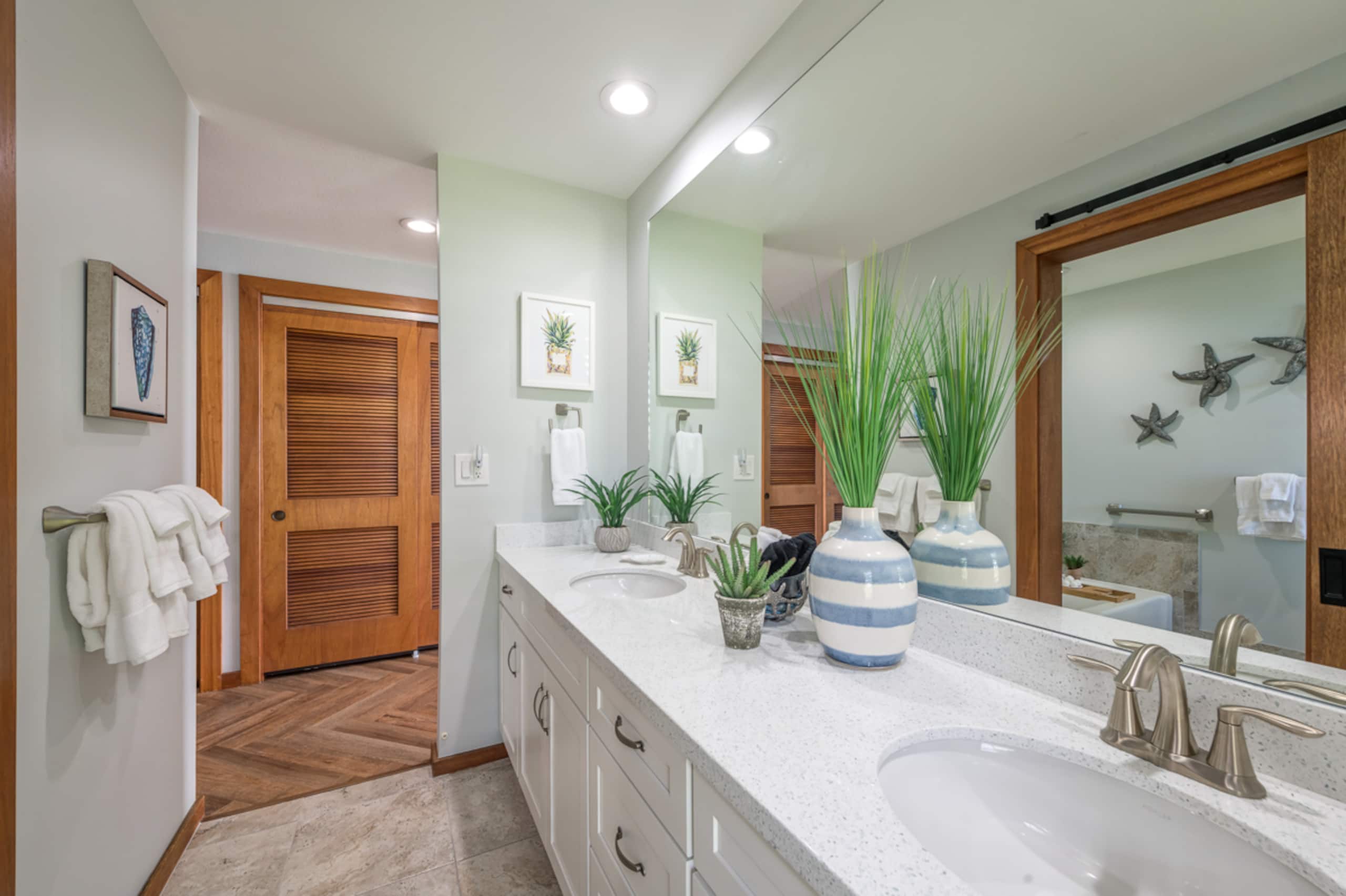 Townhouse in Koloa · ★4.94 · 2 bedrooms · 4 beds · 3 baths - Image 18