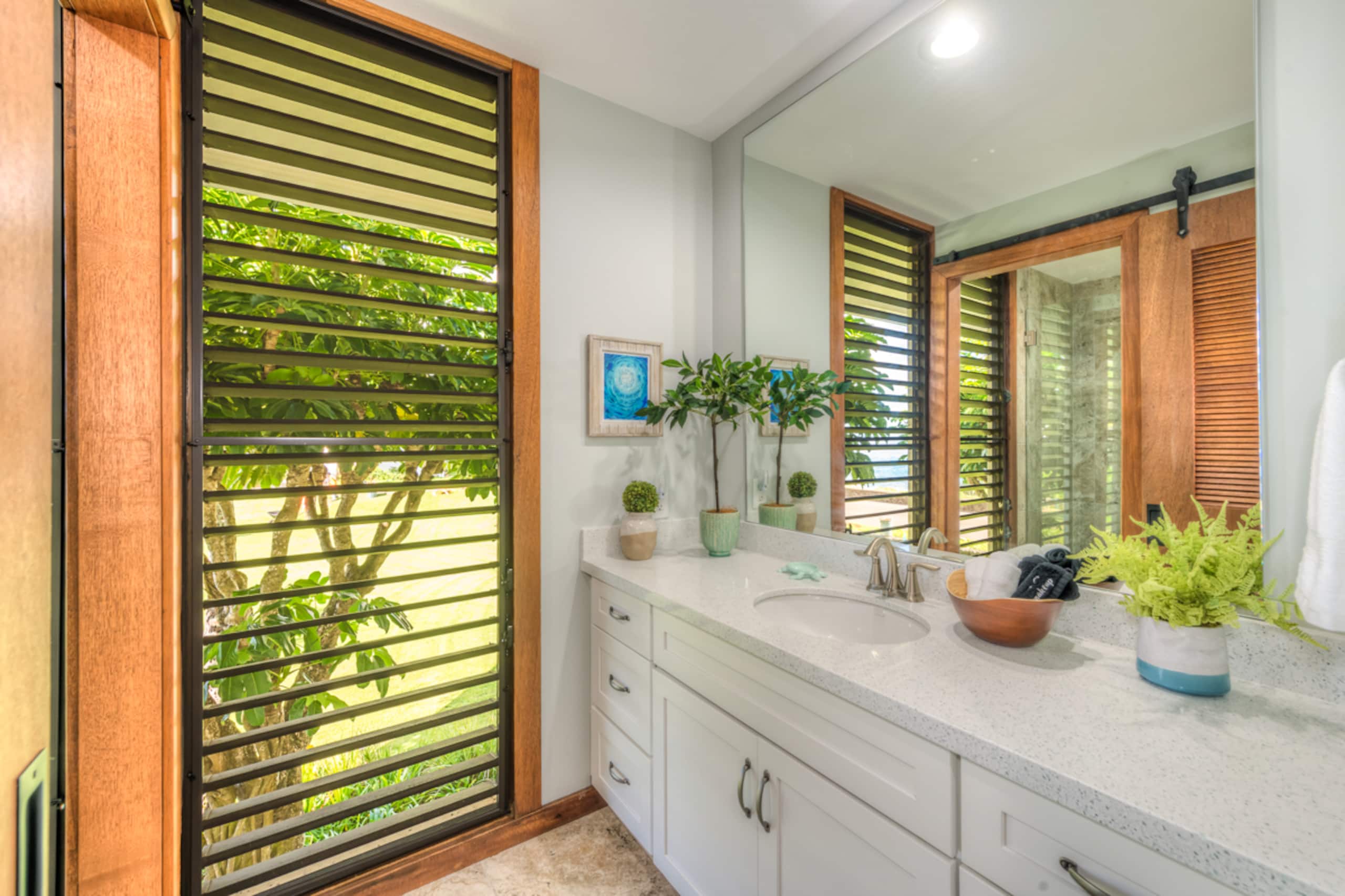 Townhouse in Koloa · ★4.94 · 2 bedrooms · 4 beds · 3 baths - Image 28