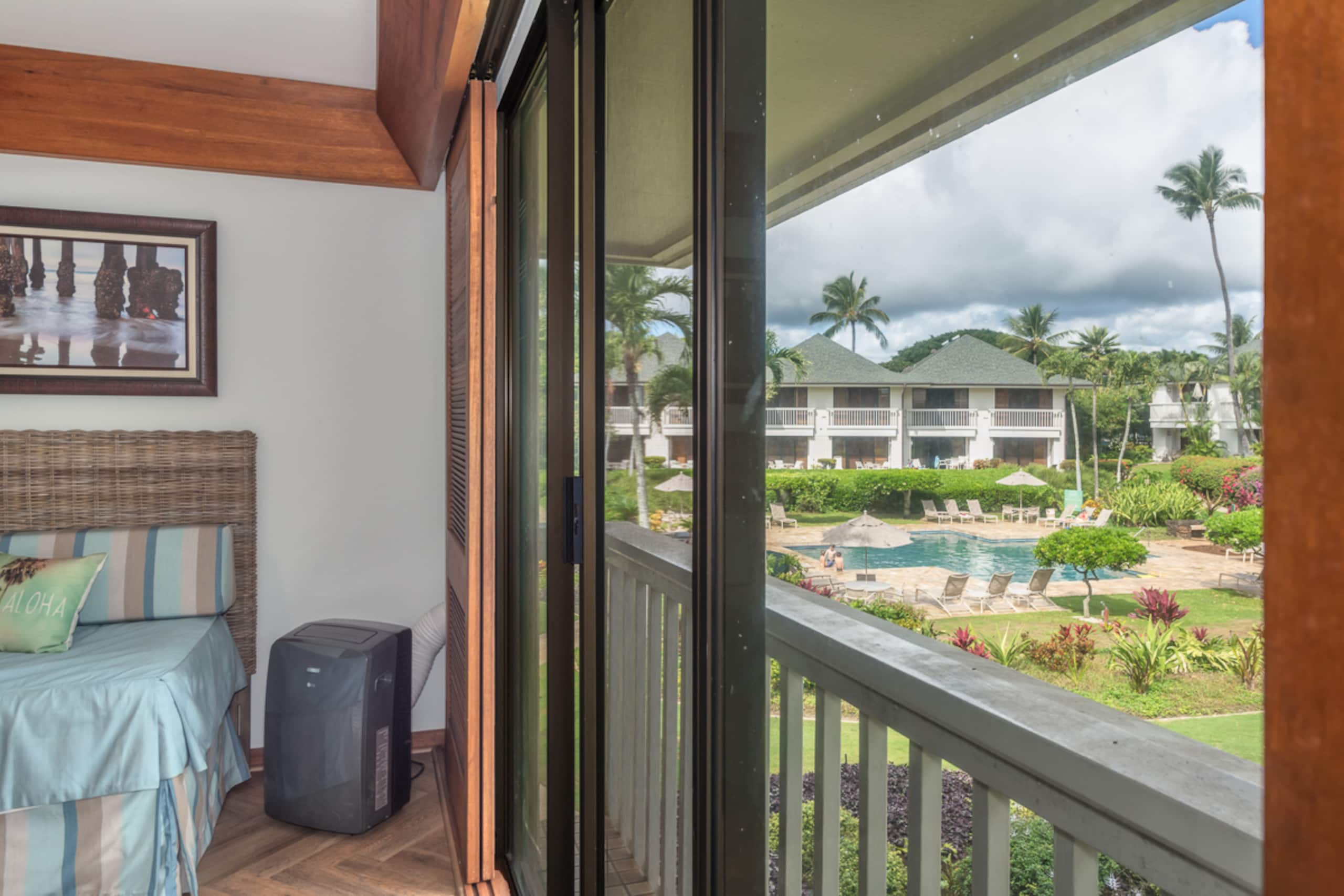 Townhouse in Koloa · ★4.94 · 2 bedrooms · 4 beds · 3 baths - Image 25