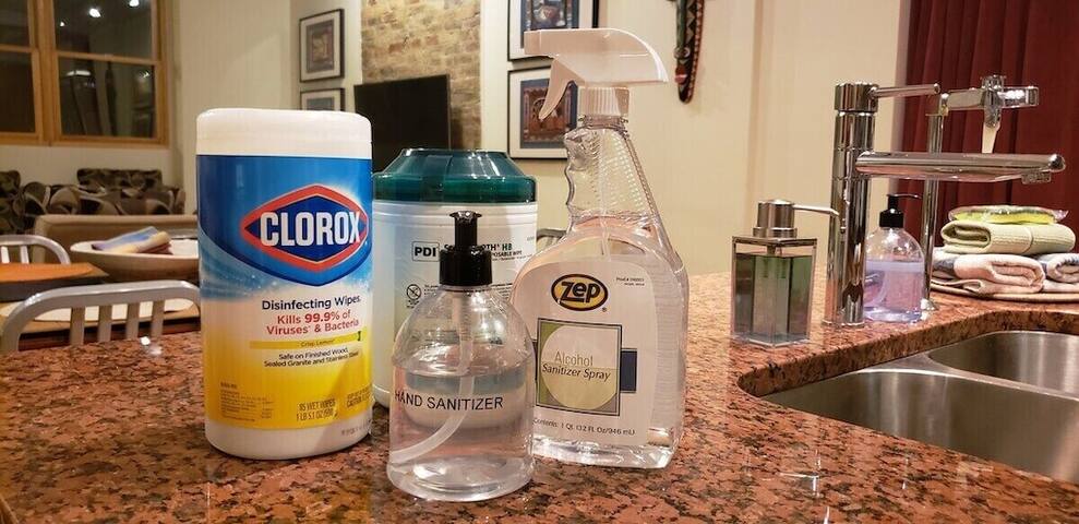 Magic Factory Loft 2East 4 Bd/3 Ba Families Groups gallery image 5