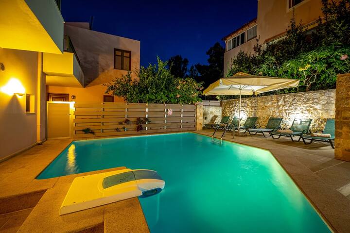 Villa Dafni – Mikra Anogia Villas gallery image 3