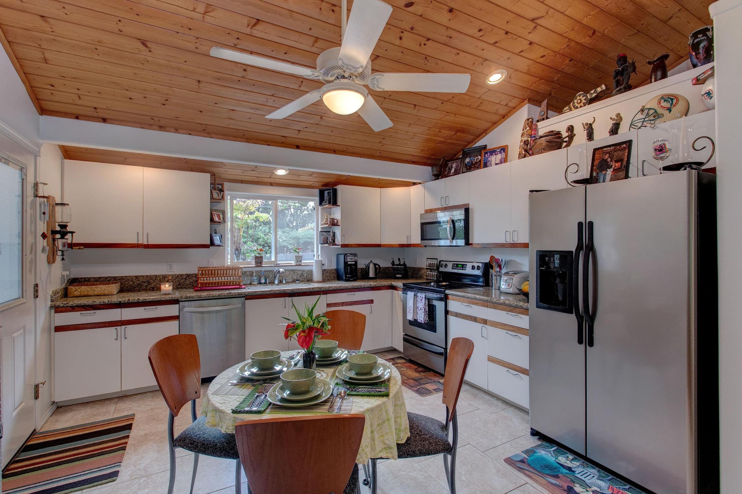 Home in Volcano · ★4.81 · 1 bedroom · 1 bed · 1 bath - Image 6