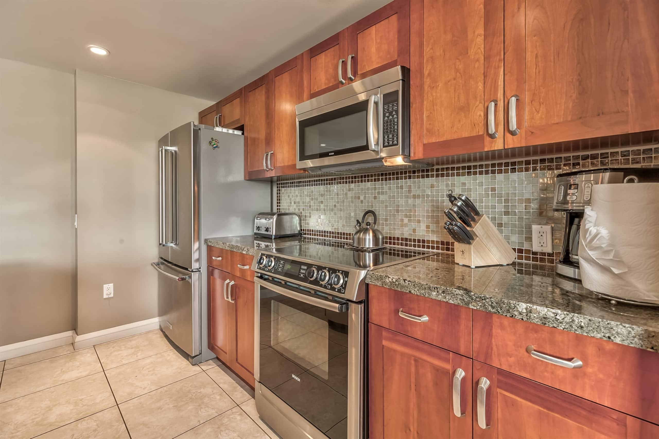 Condo in Lahaina · ★4.91 · 2 bedrooms · 3 beds · 2 baths - Image 7