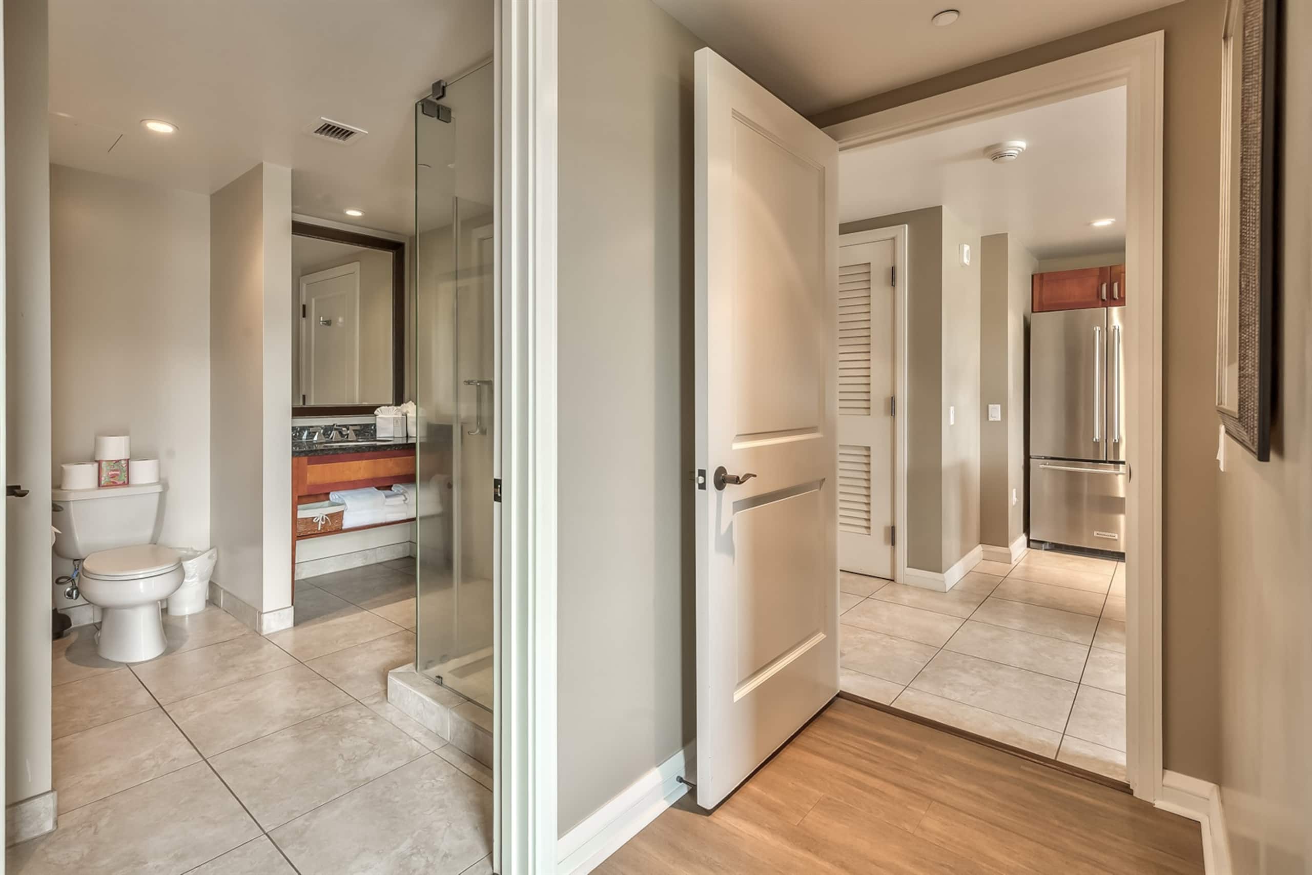 Condo in Lahaina · ★4.91 · 2 bedrooms · 3 beds · 2 baths - Image 25