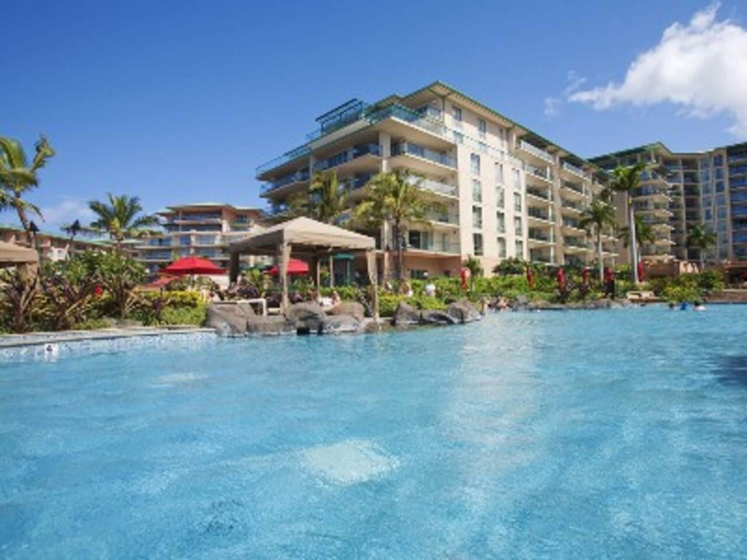 Condo in Lahaina · ★4.91 · 2 bedrooms · 3 beds · 2 baths - Image 53