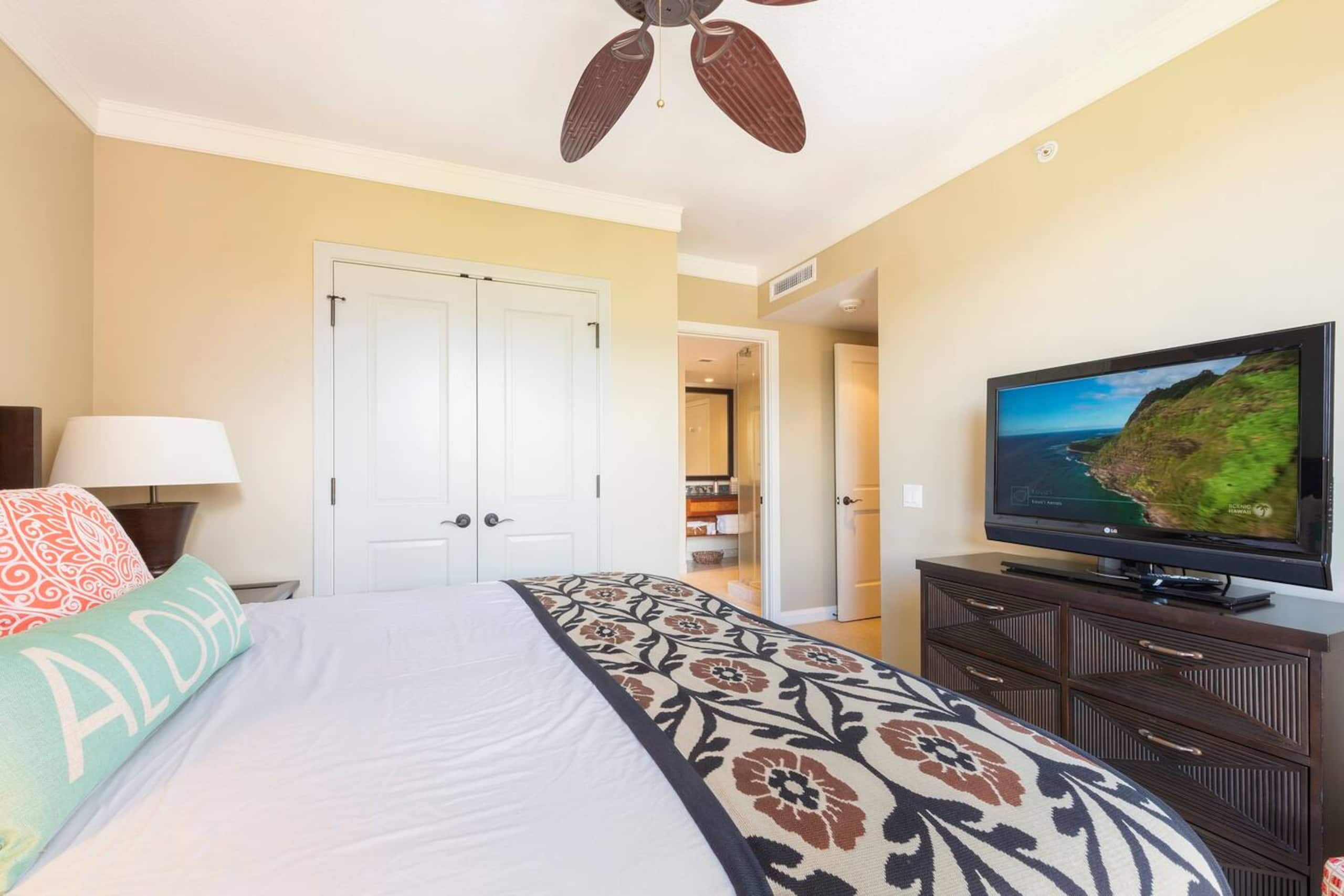 Condo in Lahaina · ★4.91 · 2 bedrooms · 3 beds · 2 baths - Image 20