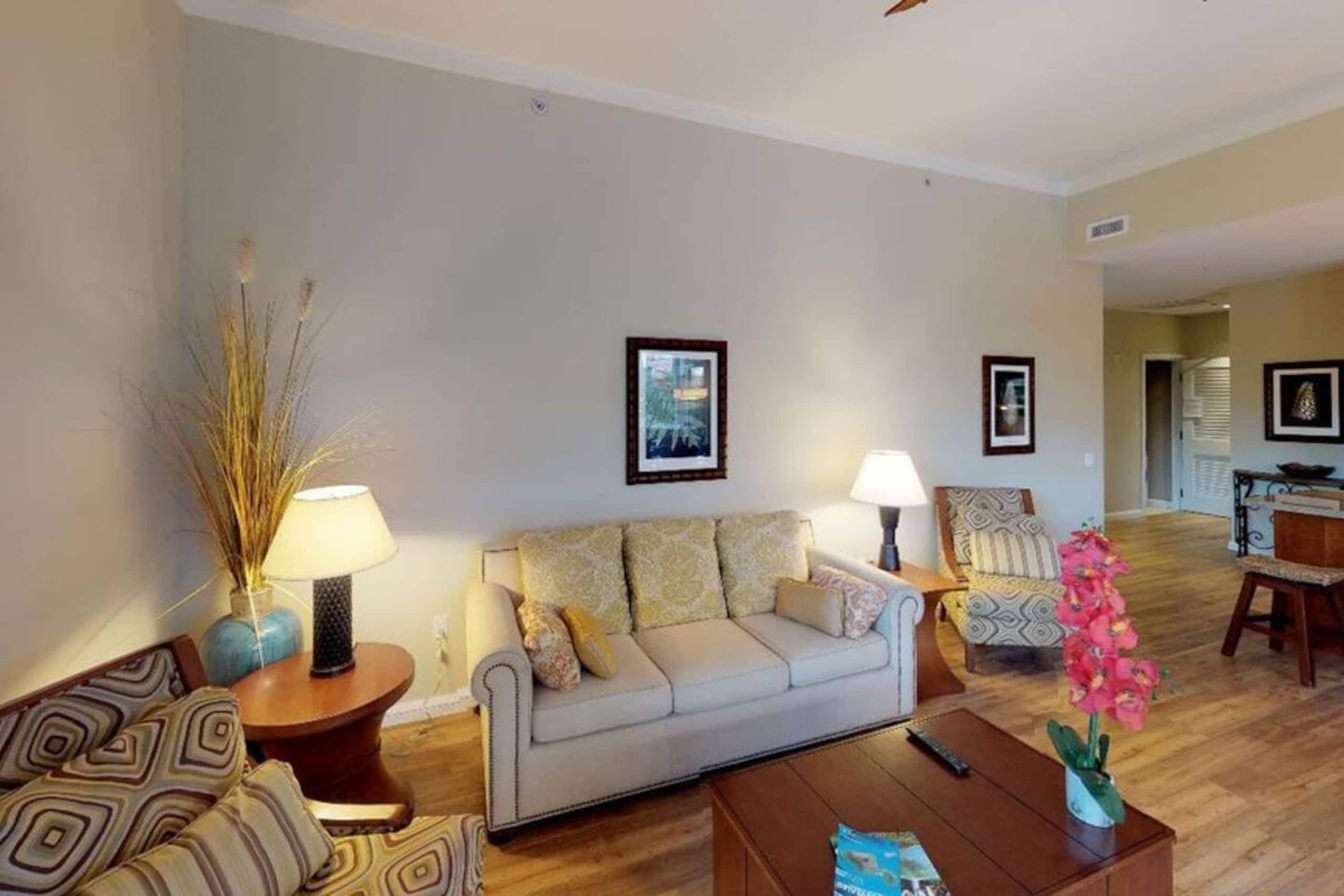 Condo in Lahaina · ★4.95 · 2 bedrooms · 3 beds · 2 baths - Image 8
