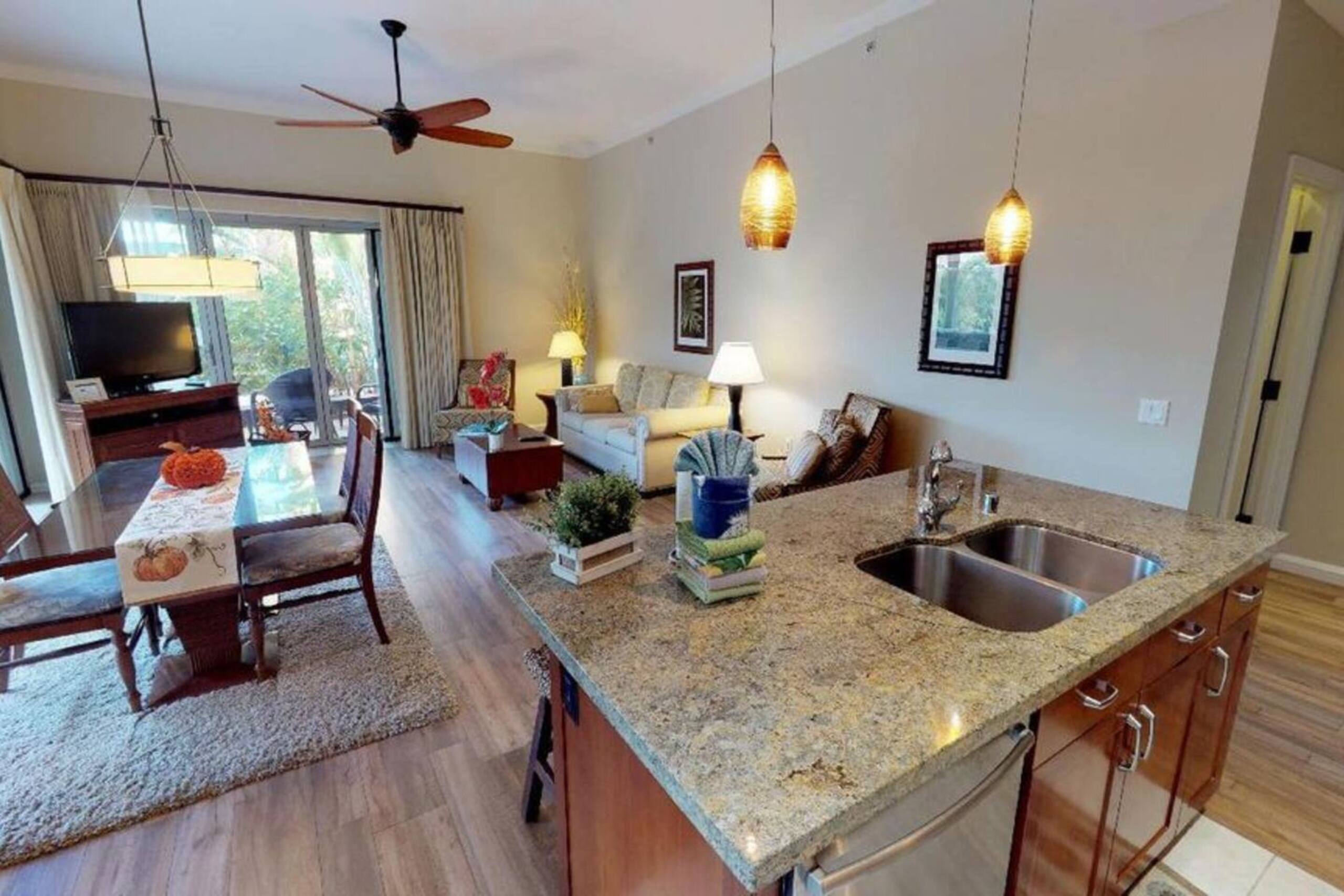 Condo in Lahaina · ★4.95 · 2 bedrooms · 3 beds · 2 baths - Image 15