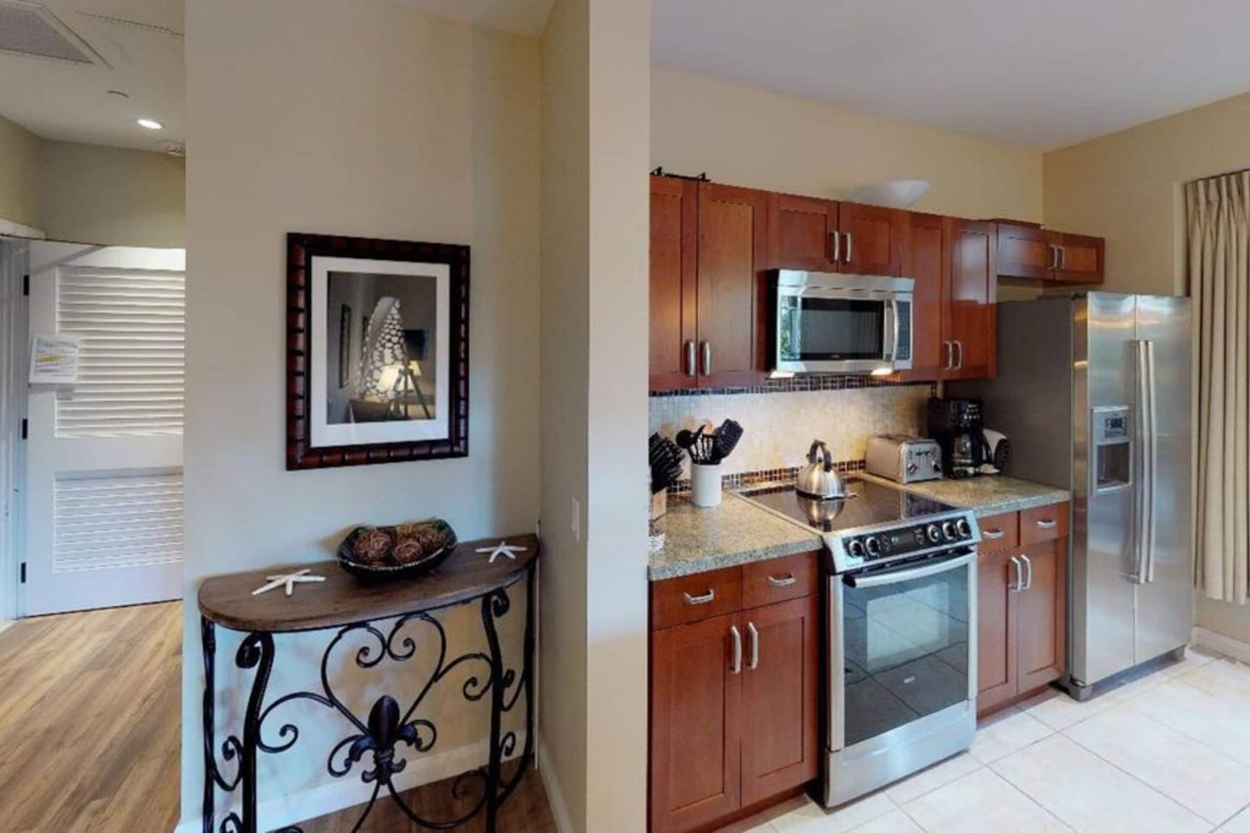 Condo in Lahaina · ★4.95 · 2 bedrooms · 3 beds · 2 baths - Image 11