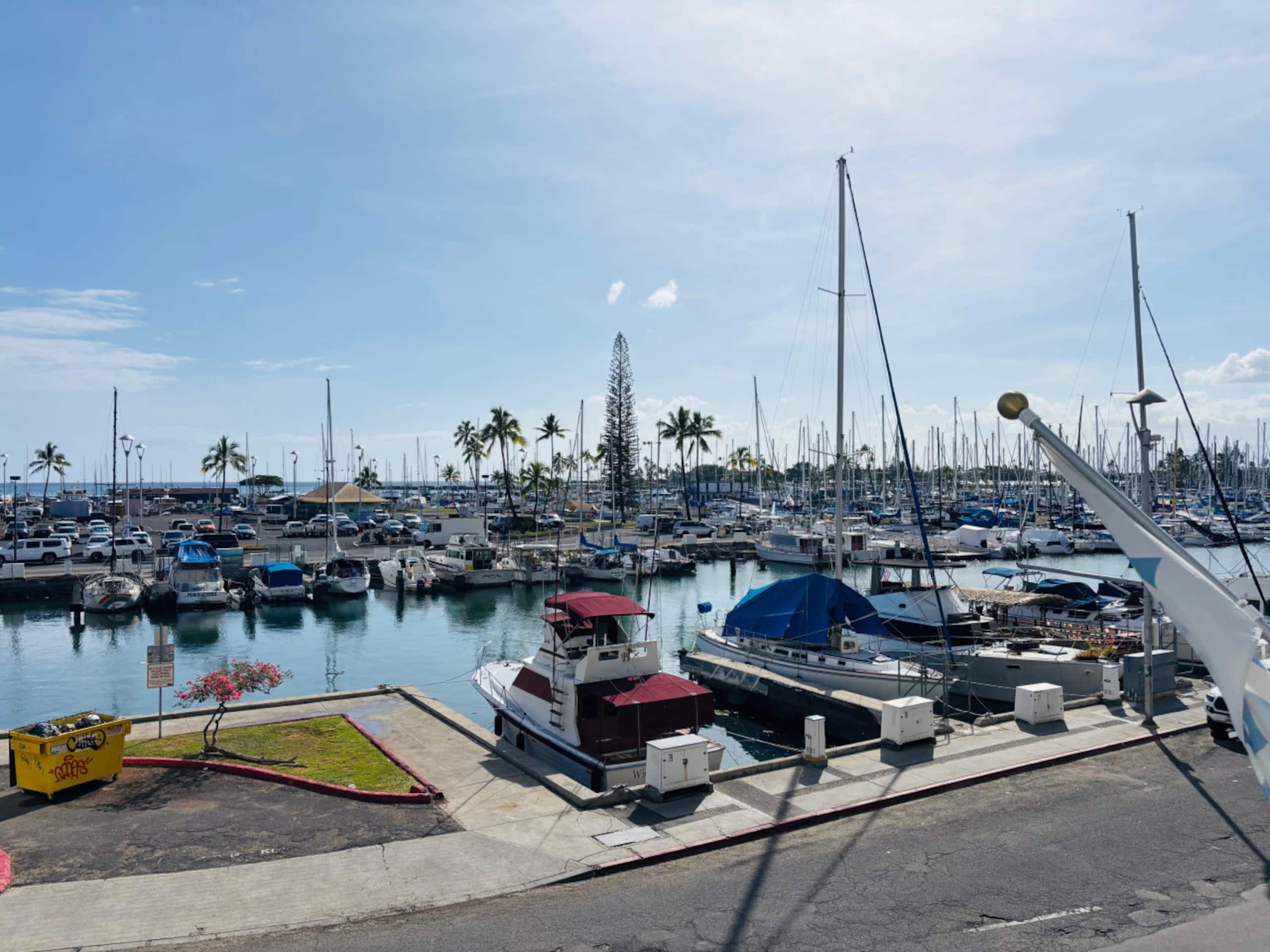 Condo in Honolulu · ★4.46 · 1 bedroom · 2 beds · 1 private bath - Image 34
