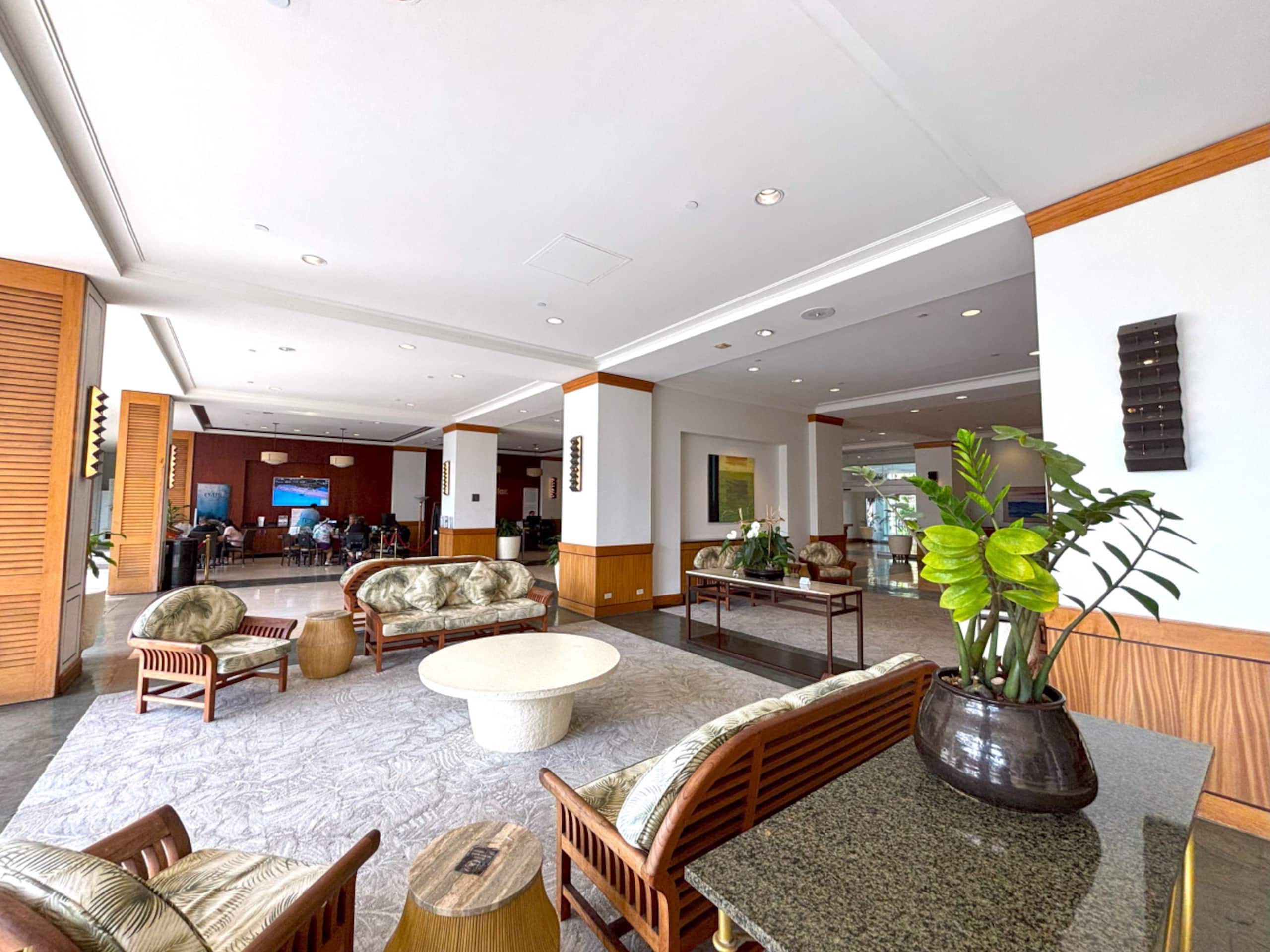 Condo in Honolulu · ★4.56 · 1 bedroom · 2 beds · 1 private bath - Image 35