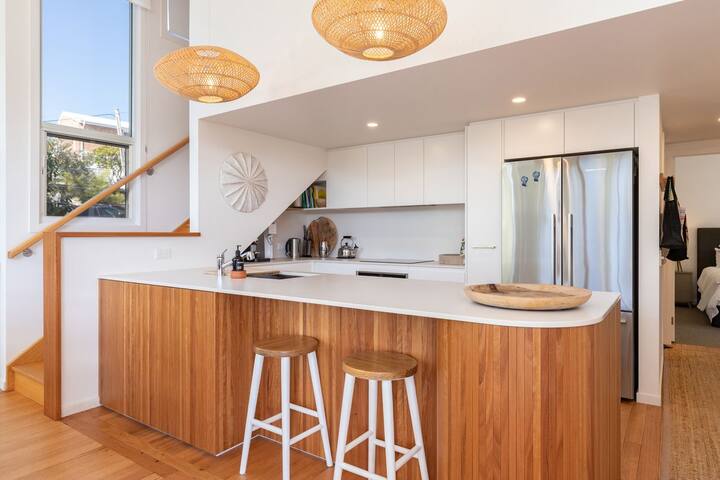 5 on Coast gallery image 2