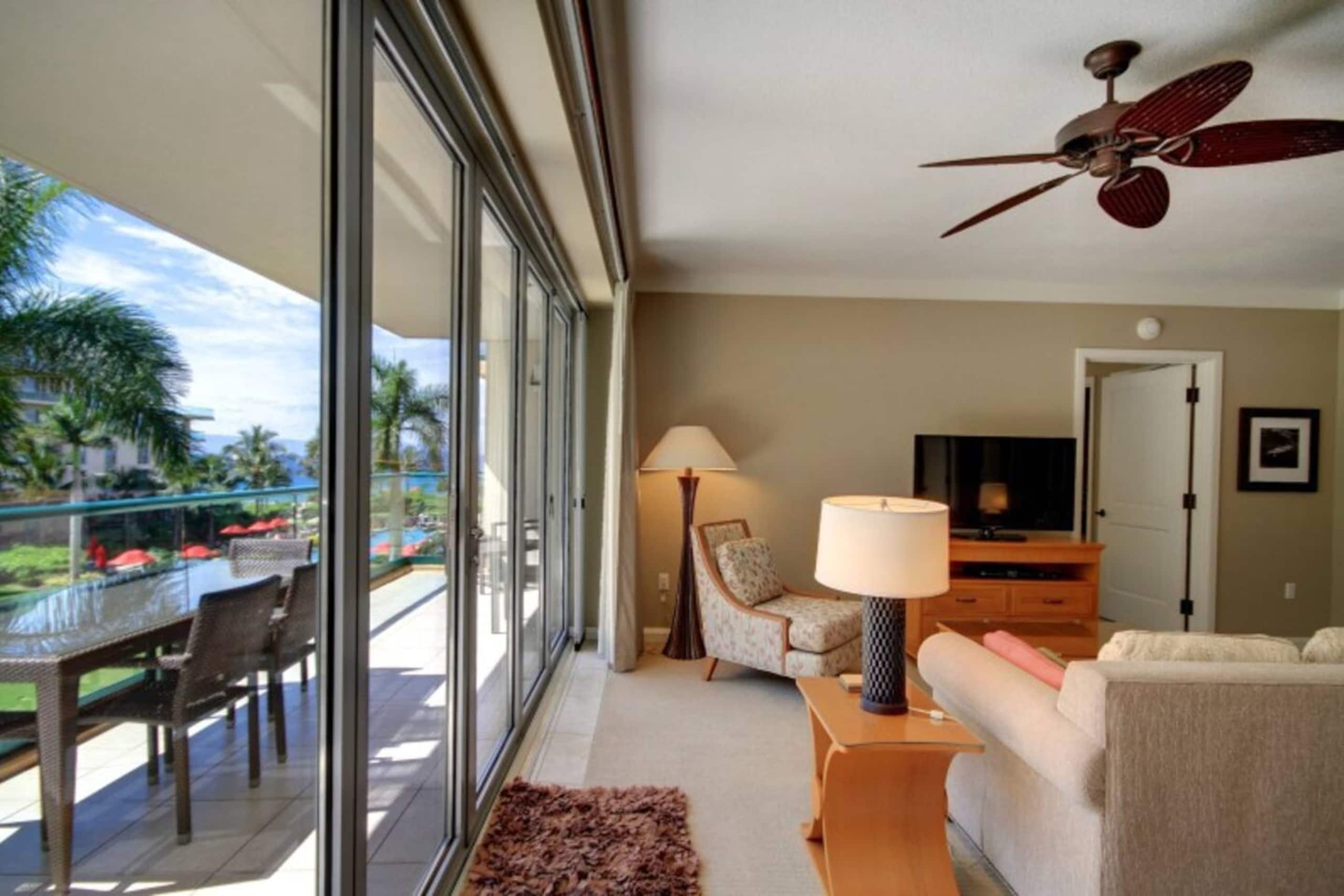 Condo in Lahaina · ★4.91 · 2 bedrooms · 3 beds · 2 baths - Image 16