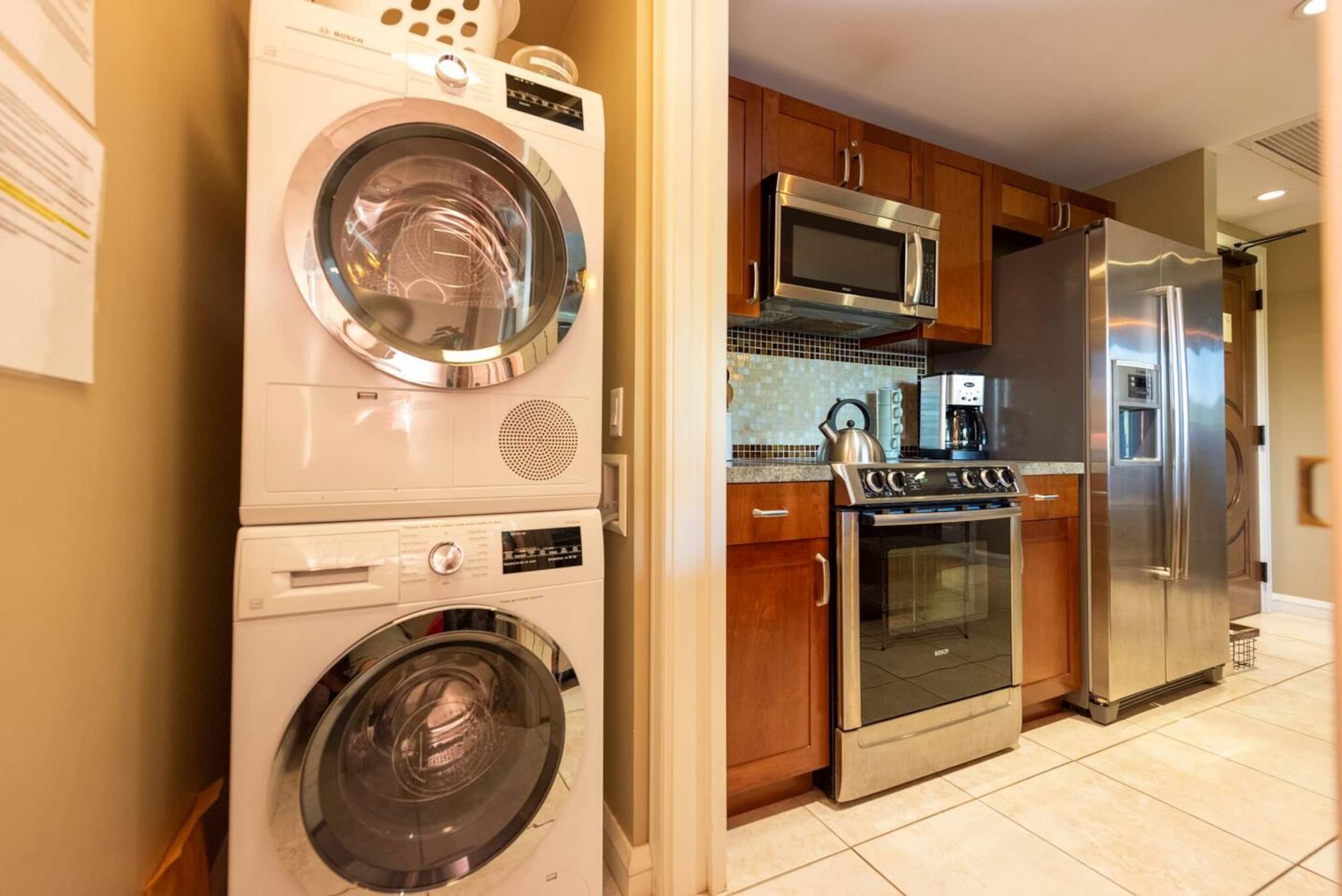 Condo in Lahaina · ★4.91 · 2 bedrooms · 3 beds · 2 baths - Image 25