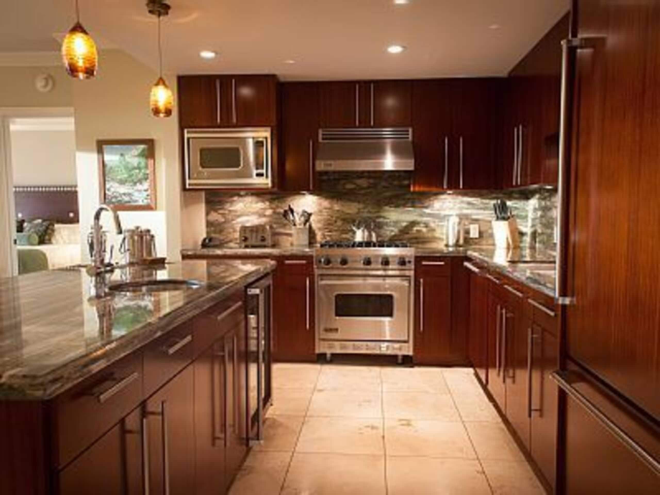 Condo in Lahaina · ★4.8 · 3 bedrooms · 4 beds · 3 baths - Image 8