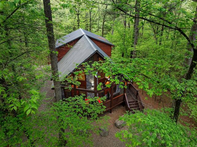 Sundown Cabins managed Airbnb listing 3