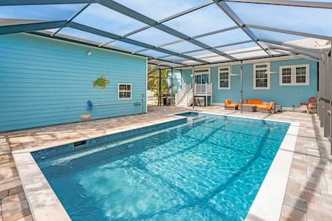 Successful Airbnb property: Heated Pool, Beach, Patio Lounge, Near Downtown in Vilano Beach