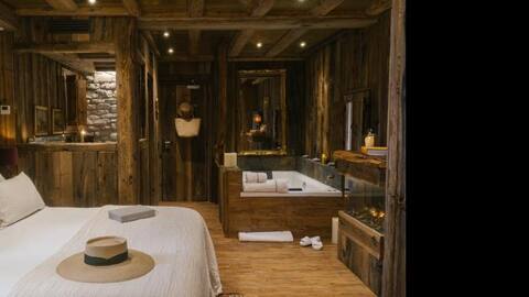 La Cabaña One, a suite in a boutique cottage.