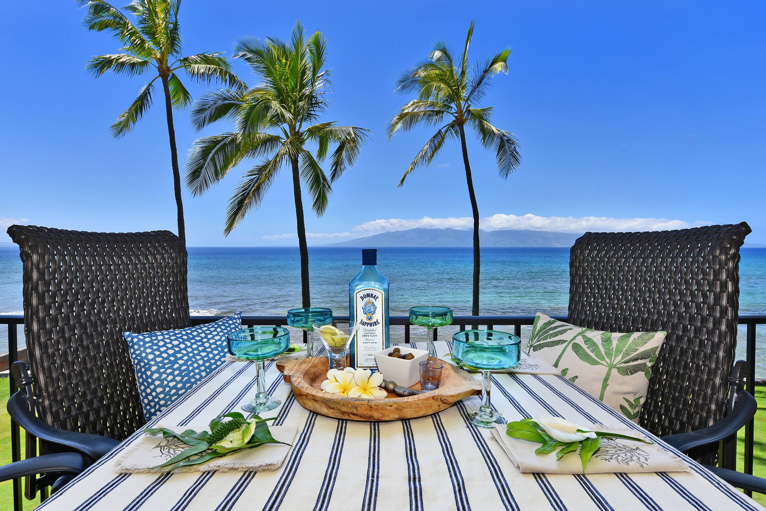 Condo in Lahaina · ★5.0 · 2 bedrooms · 3 beds · 2 baths - Image 1