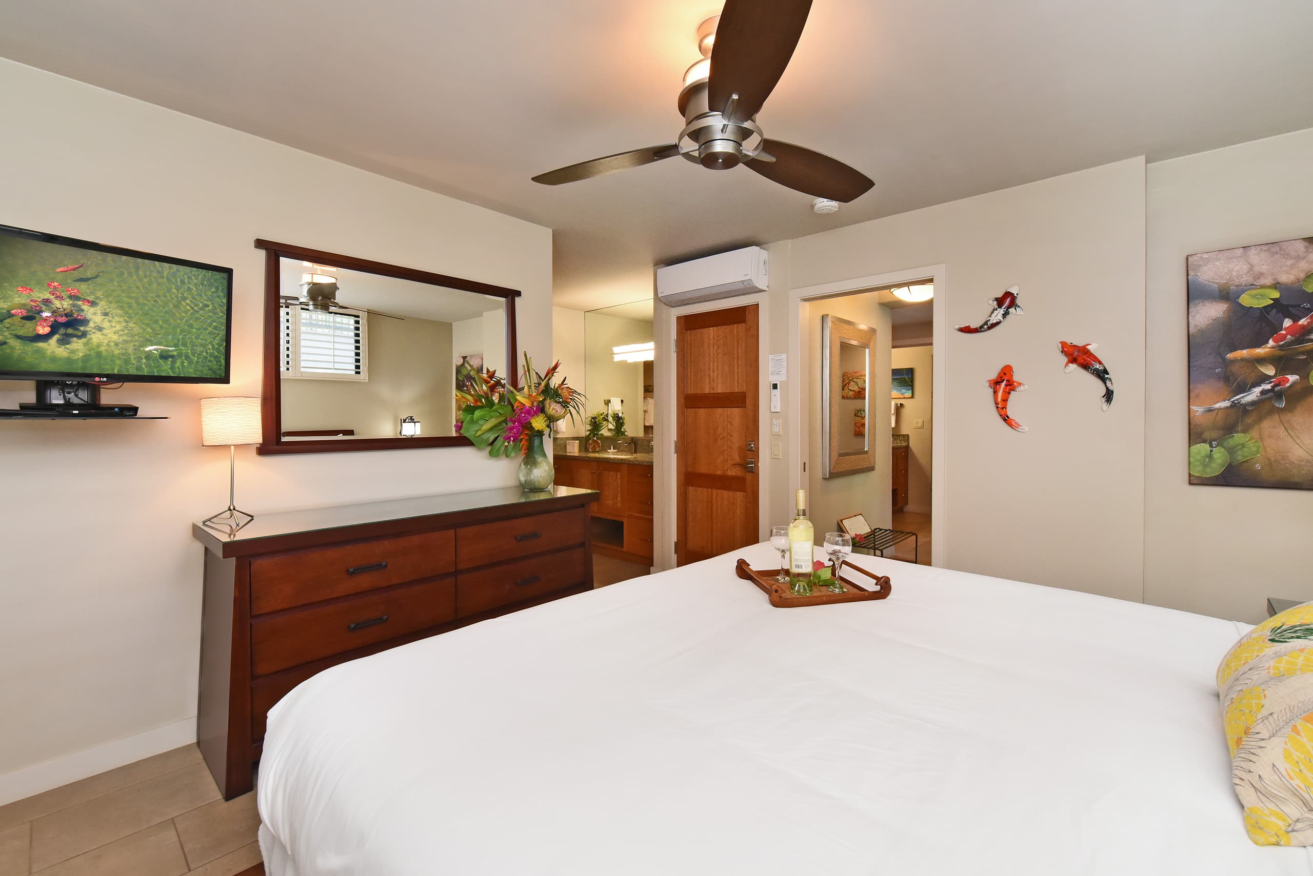 Condo in Lahaina · ★5.0 · 2 bedrooms · 3 beds · 2 baths - Image 11