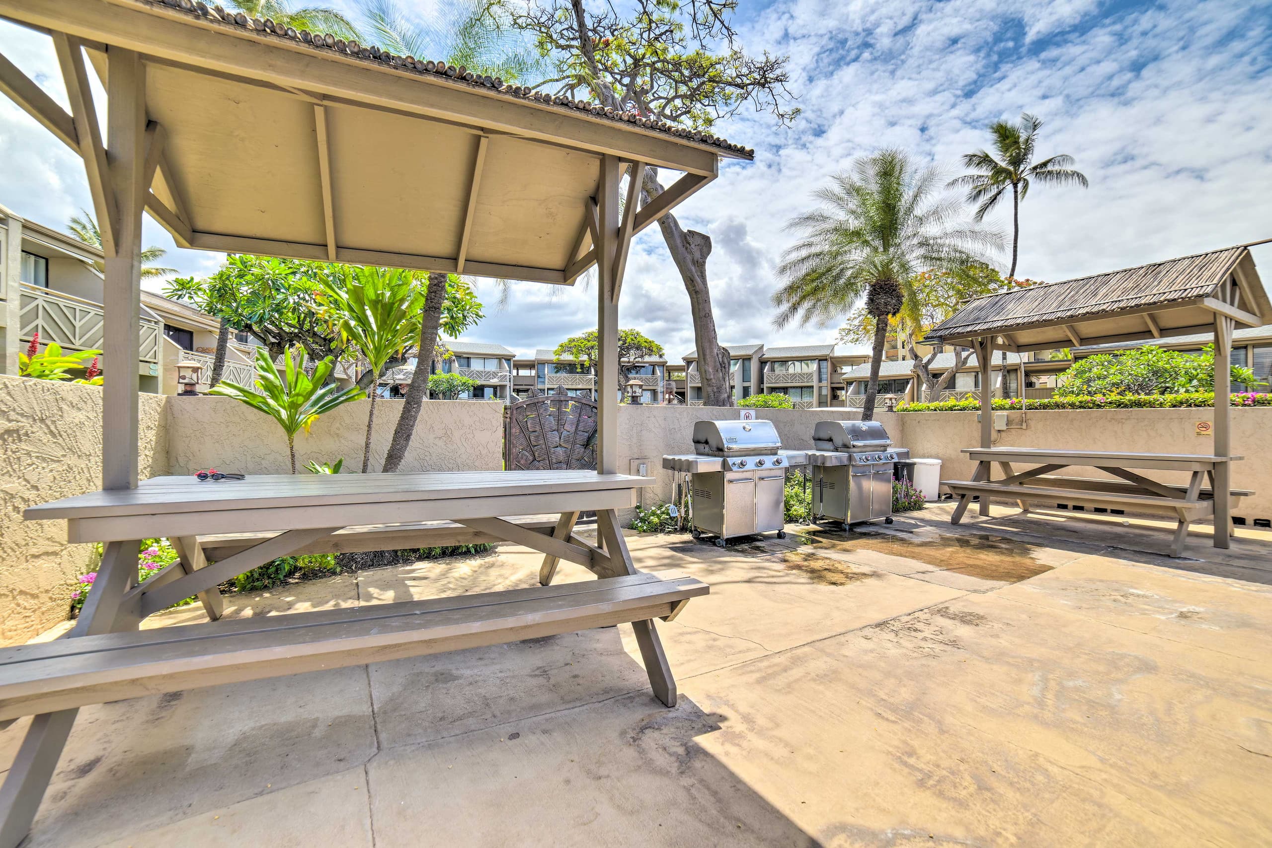 Condo in Kihei · ★4.78 · 2 bedrooms · 2 beds · 1 shared bath - Image 25