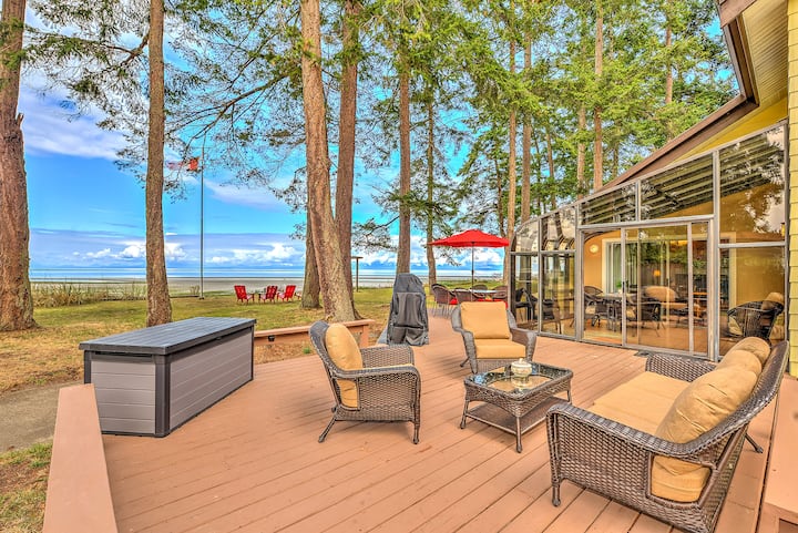 Kye Bay Beach House Oceanfront Retreat