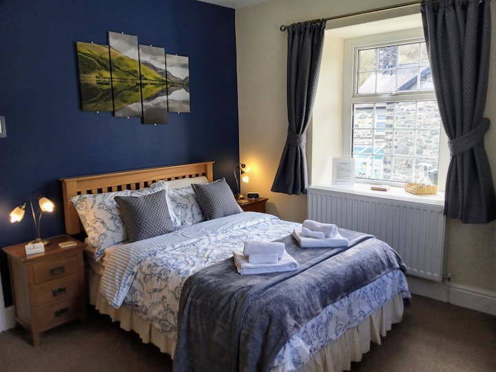 Triple-sdb Privée-(or Double Occupancy) - Penrhyndeudraeth