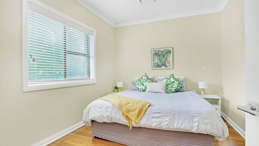 51 The Boulevarde Hawks Nest gallery image 4