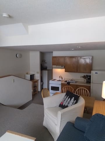 Slopeside Rentals managed Airbnb listing 2