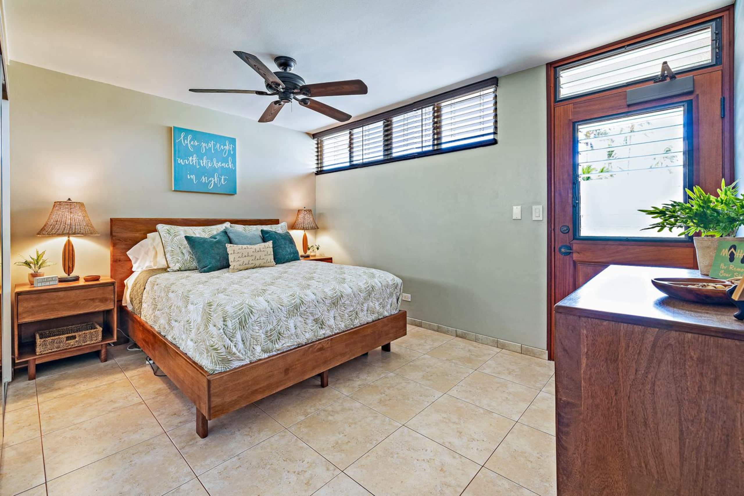 Condo in Kihei · ★4.98 · 1 bedroom · 2 beds · 1 bath - Image 17