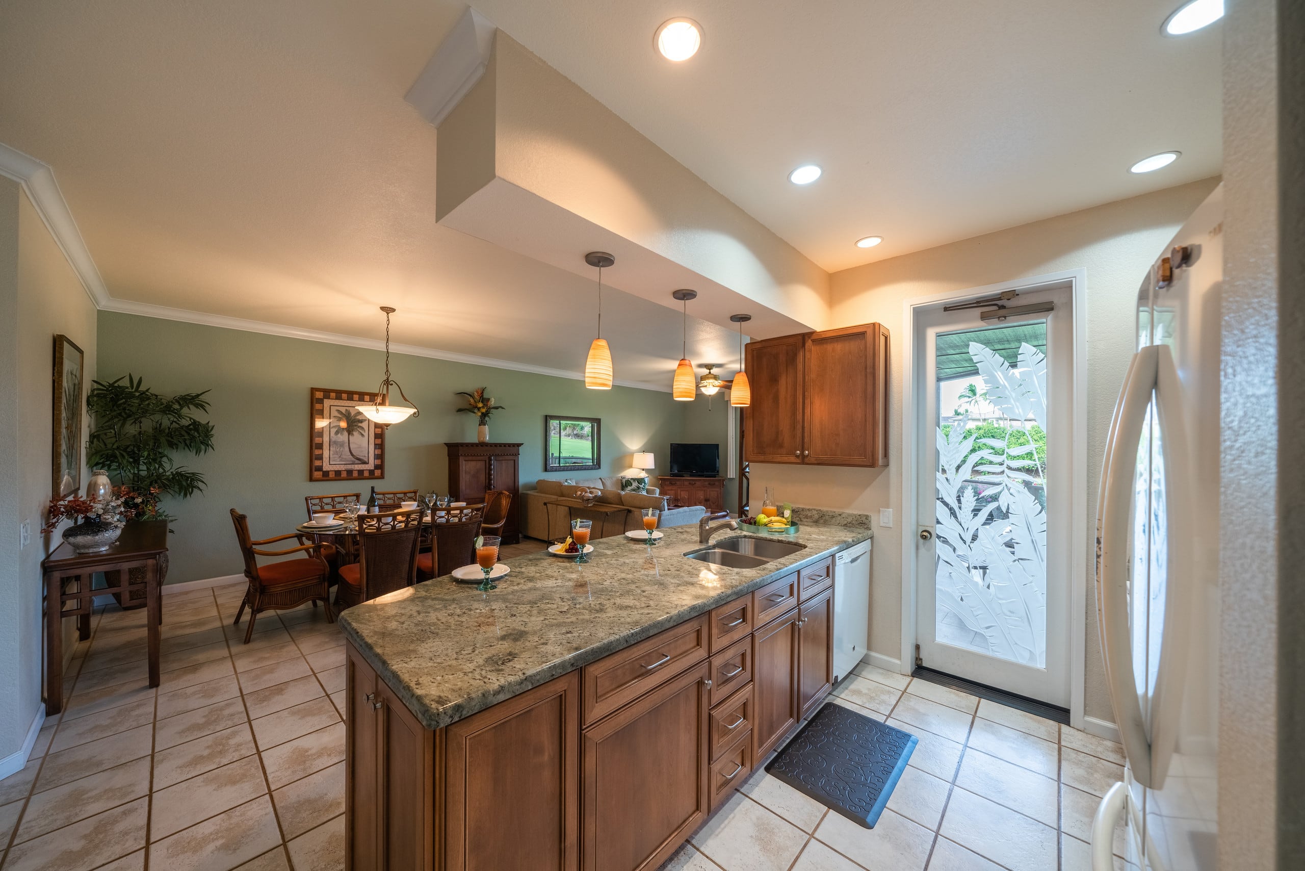 Condo in Kihei · ★4.73 · 3 bedrooms · 4 beds · 2 baths - Image 6