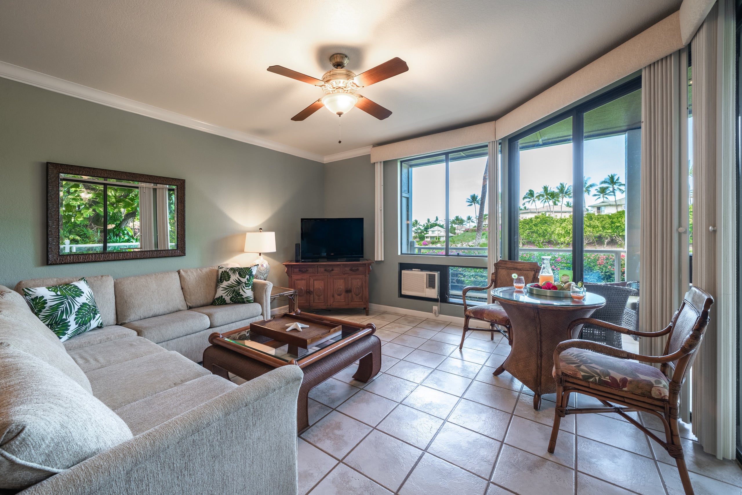 Condo in Kihei · ★4.73 · 3 bedrooms · 4 beds · 2 baths - Image 2