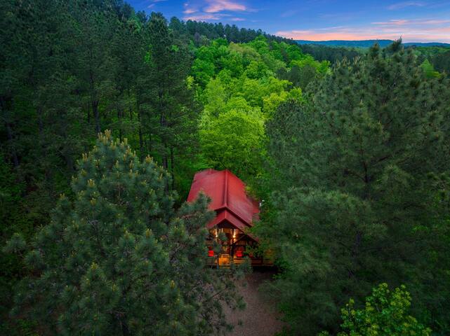 Sundown Cabins managed Airbnb listing 2
