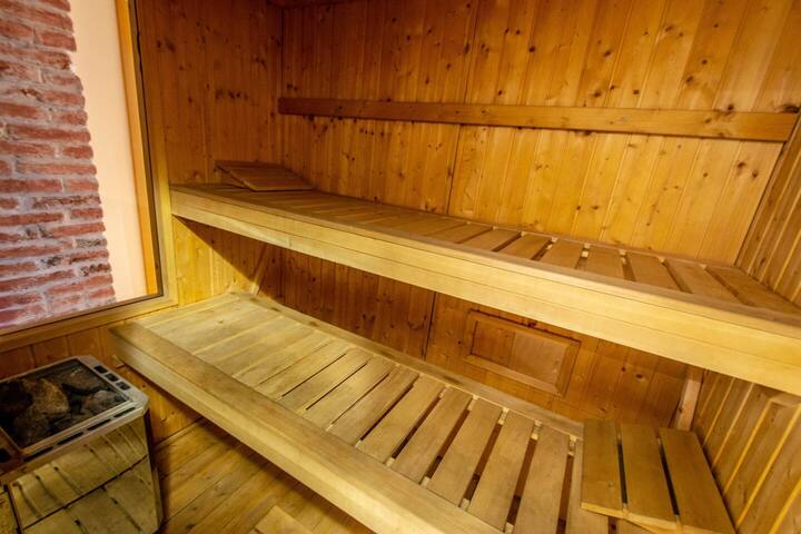 Olives Ruterra loft with Sauna gallery image 5