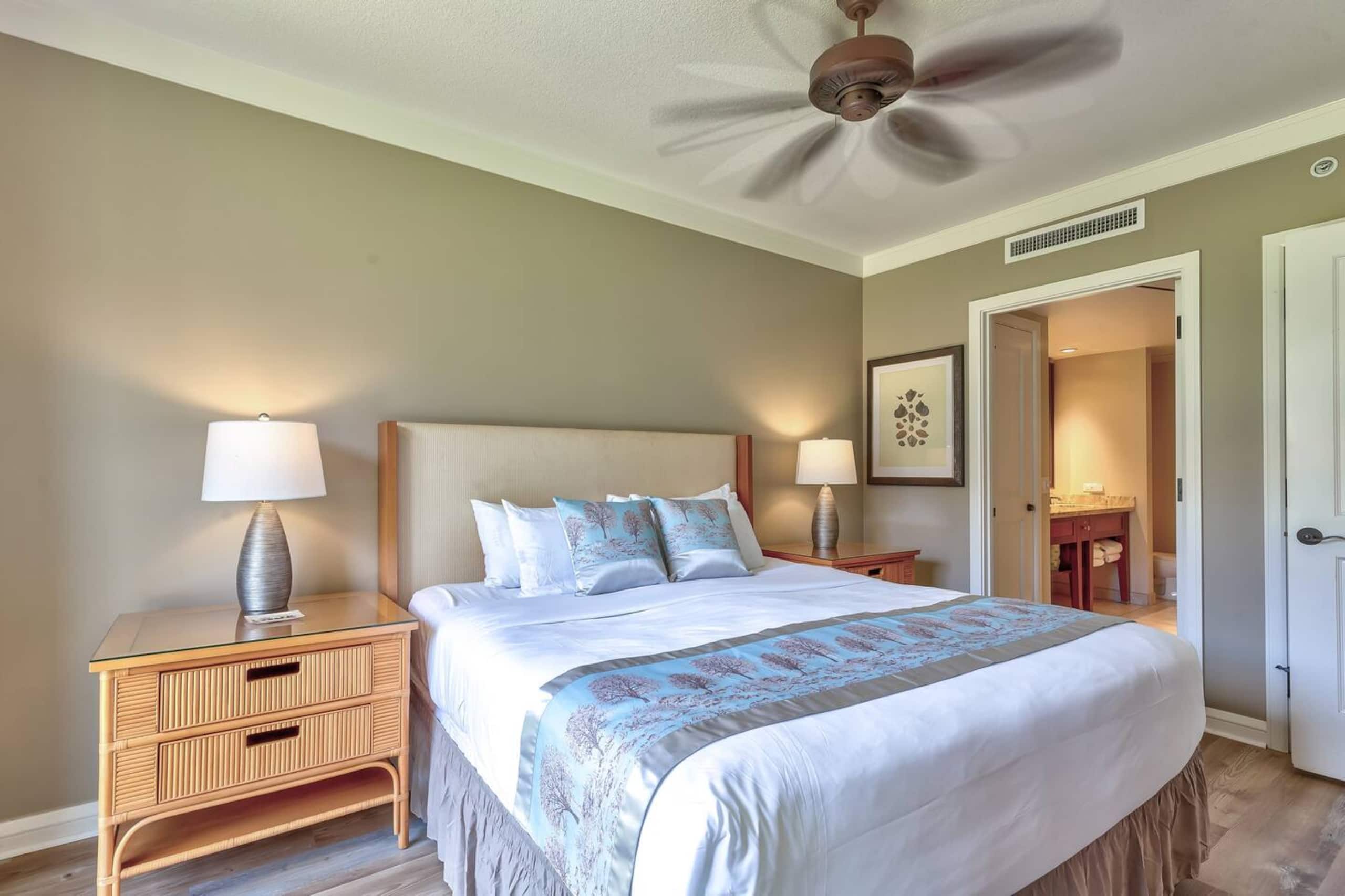 Condo in Lahaina · ★5.0 · 1 bedroom · 2 beds · 1 bath - Image 14
