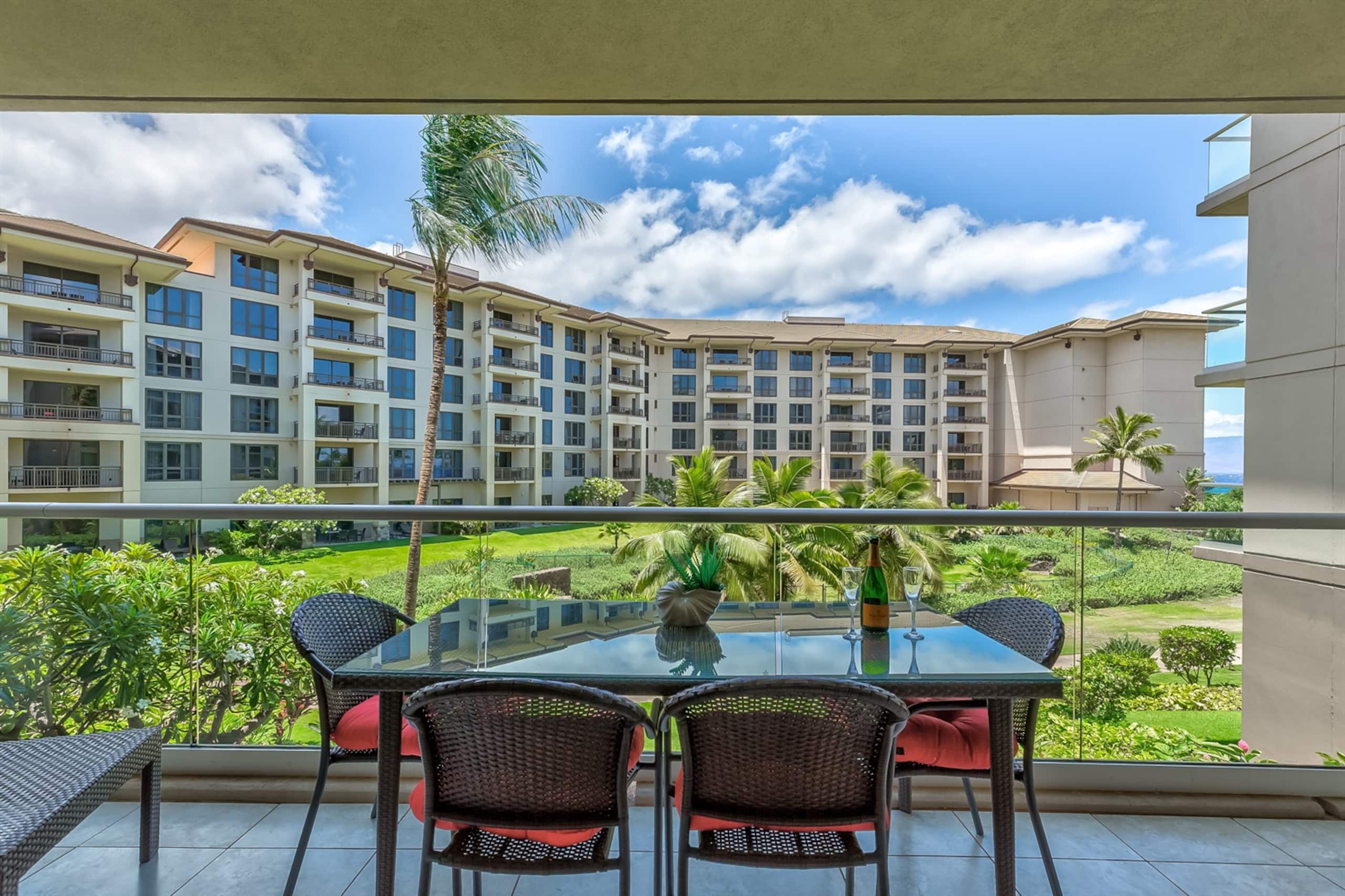 Condo in Lahaina · ★5.0 · 1 bedroom · 2 beds · 1 bath - Image 26