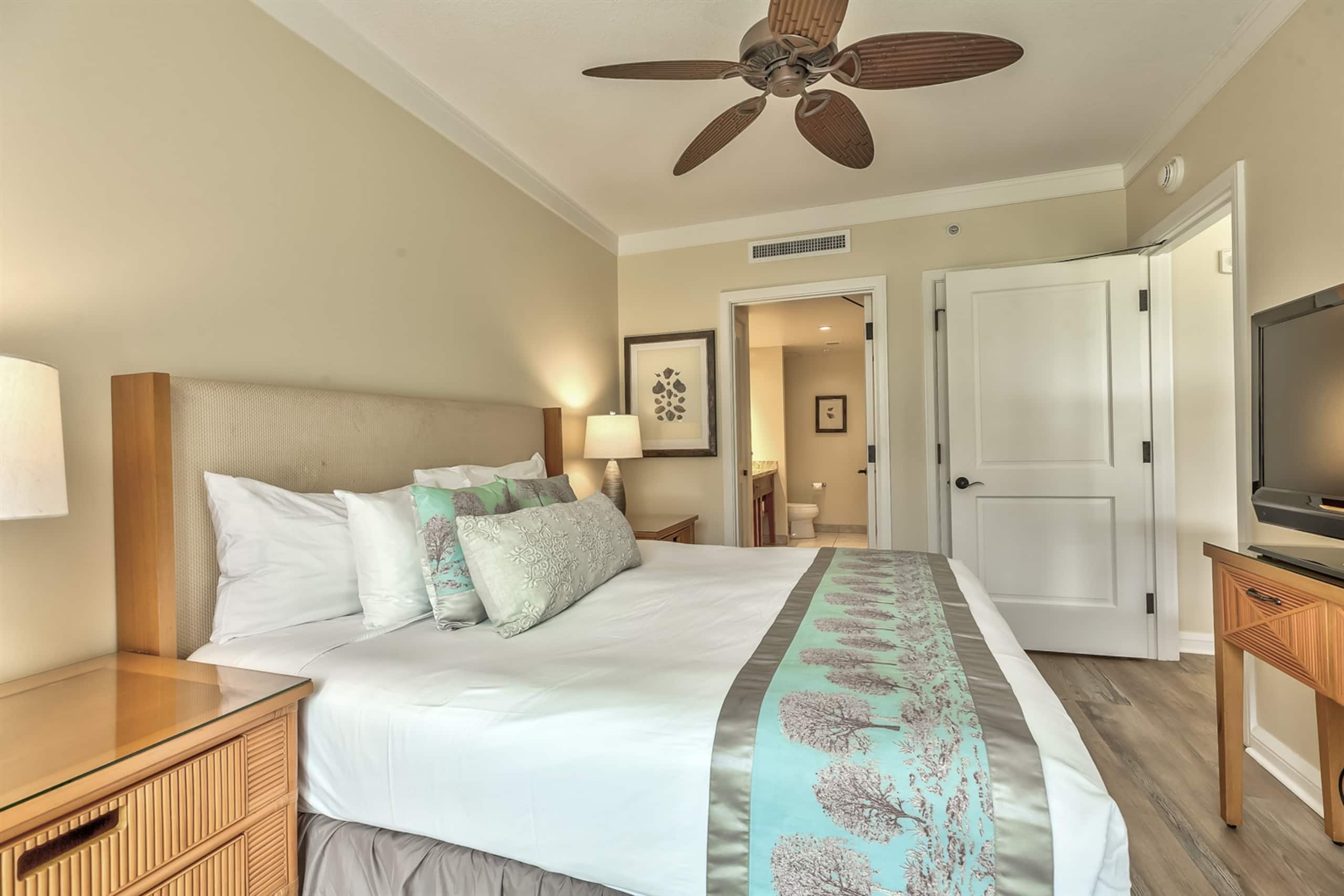 Condo in Lahaina · ★5.0 · 1 bedroom · 2 beds · 1 bath - Image 15