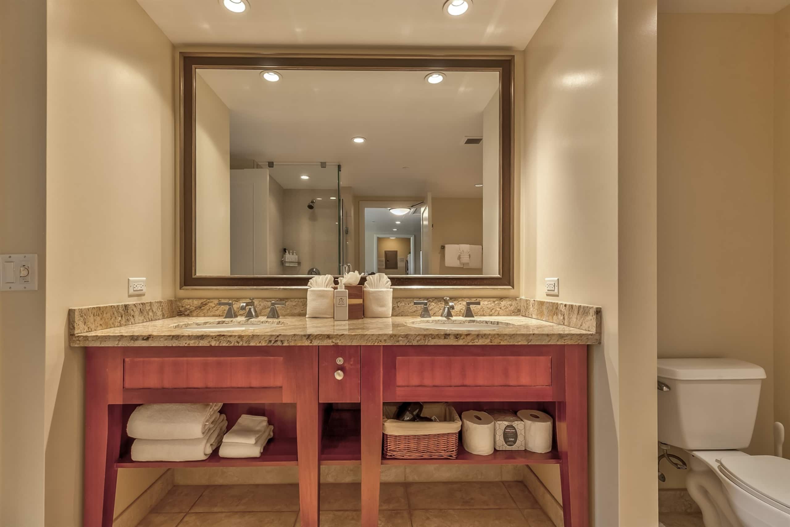 Condo in Lahaina · ★5.0 · 1 bedroom · 2 beds · 1 bath - Image 18