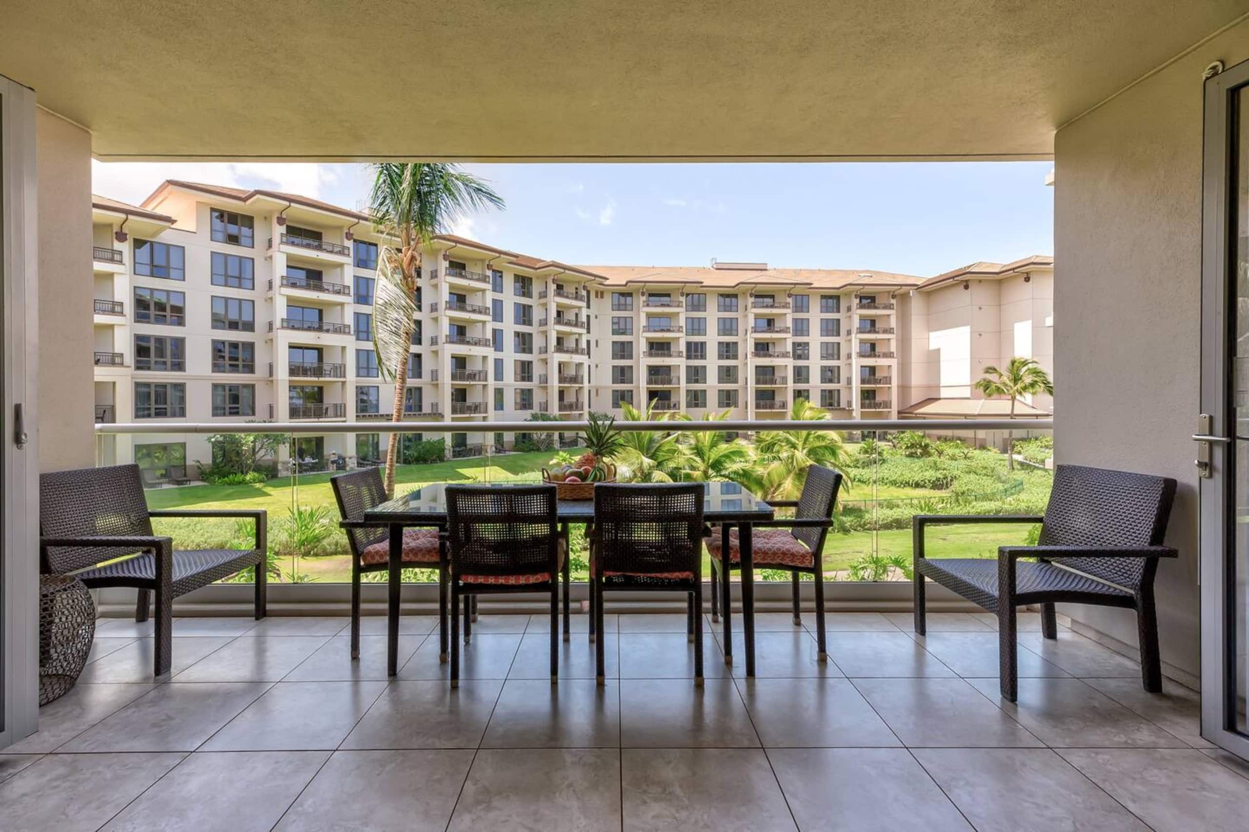 Condo in Lahaina · ★5.0 · 1 bedroom · 2 beds · 1 bath - Image 23
