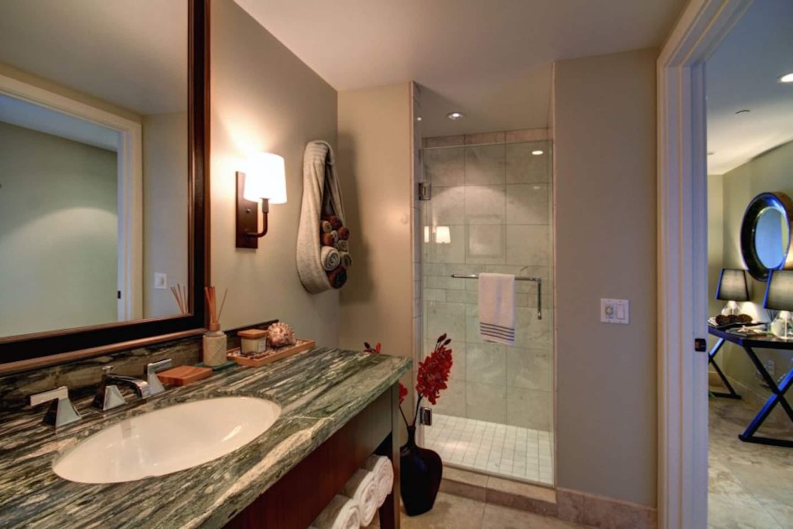 Condo in Lahaina · ★4.67 · 3 bedrooms · 4 beds · 3 baths - Image 12