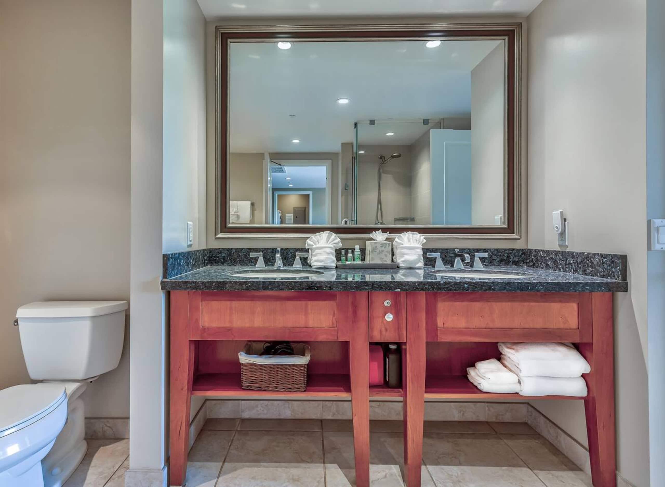 Condo in Lahaina · ★4.79 · 1 bedroom · 2 beds · 1 bath - Image 34