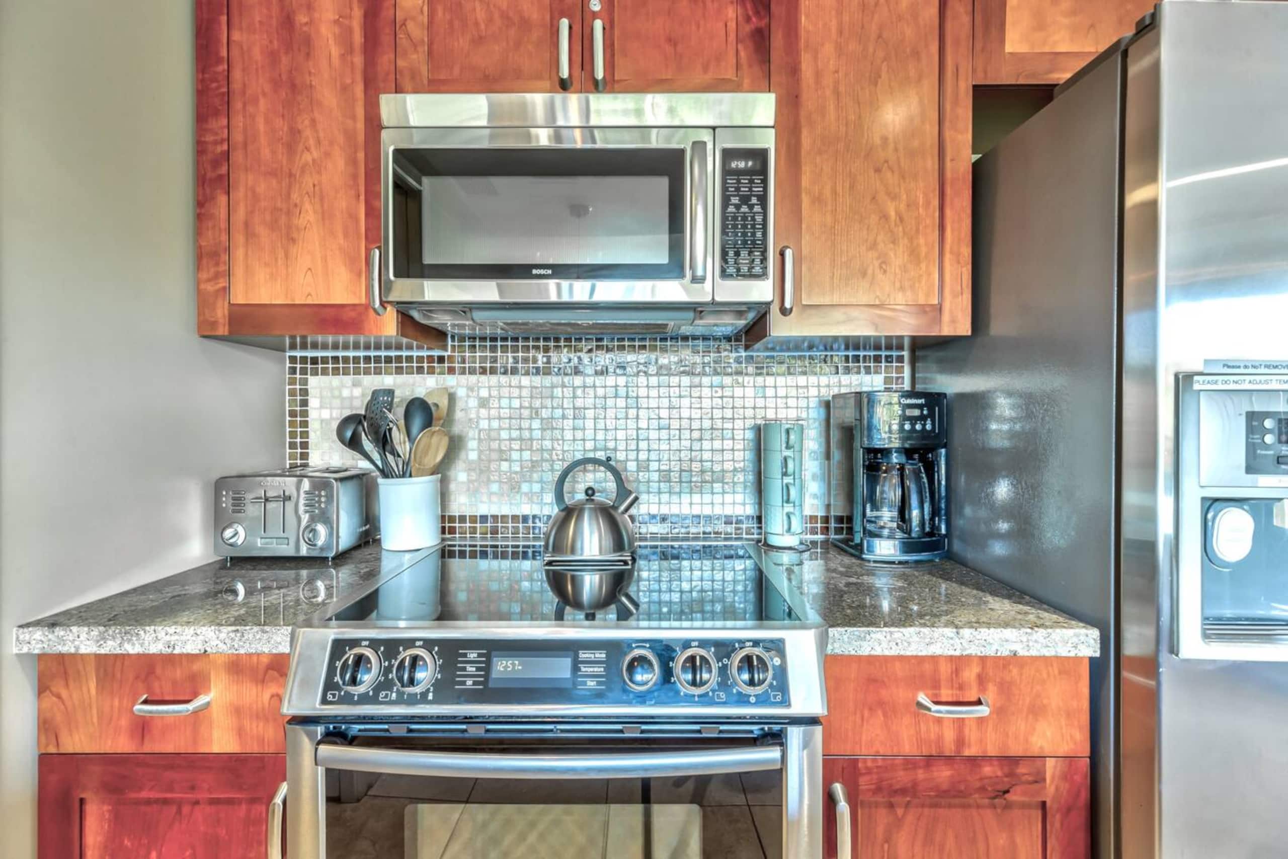 Condo in Lahaina · ★4.79 · 1 bedroom · 2 beds · 1 bath - Image 23
